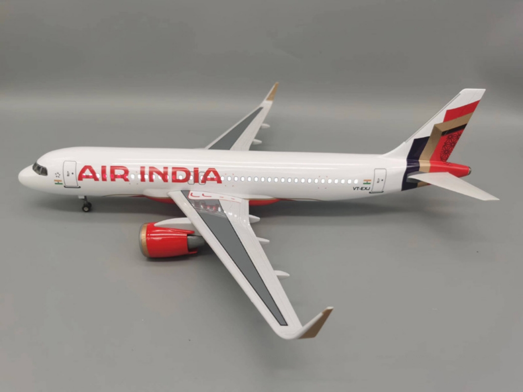Decor Lighting India - 1:80 Scale 47cm Model Air India