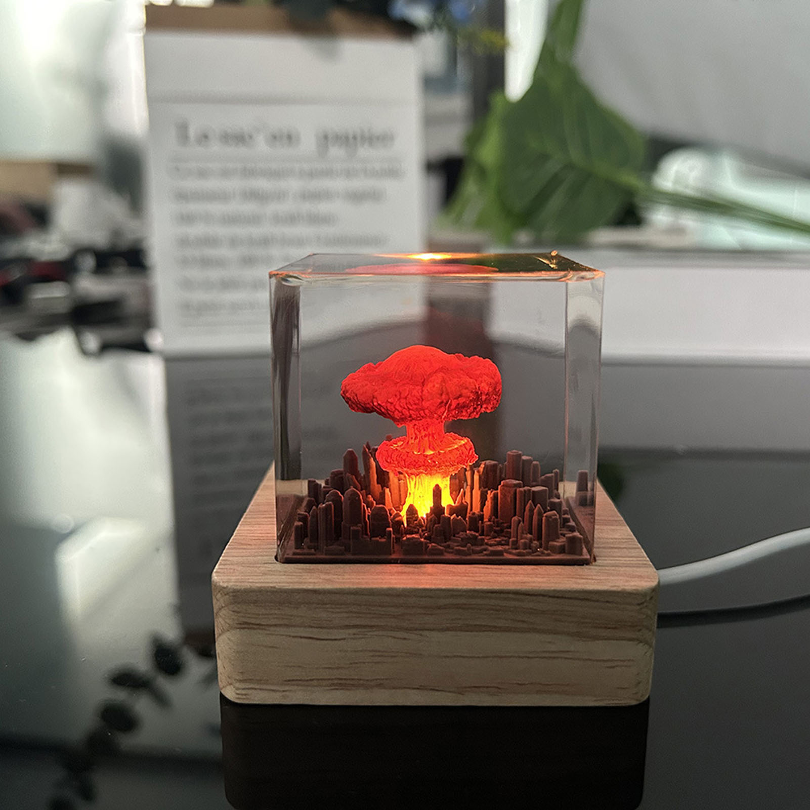 Resin Mushroom Cloud Nightligh - огляд і ціна Mushroom Table Lamp